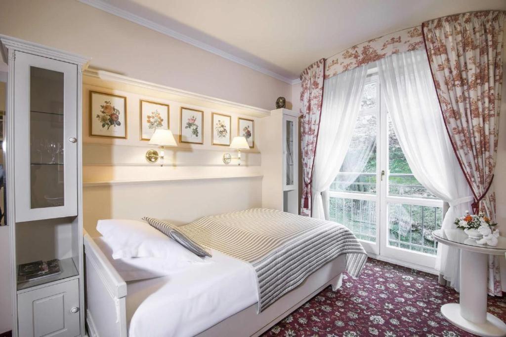 Hotel Karlsbad Grande Madonna Extérieur photo