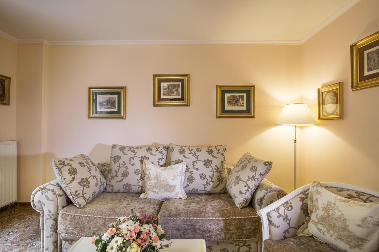 Hotel Karlsbad Grande Madonna Extérieur photo