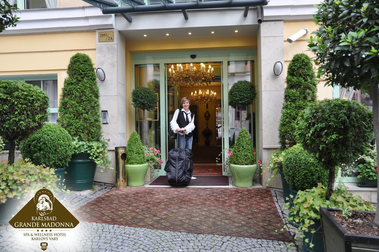 Hotel Karlsbad Grande Madonna Extérieur photo